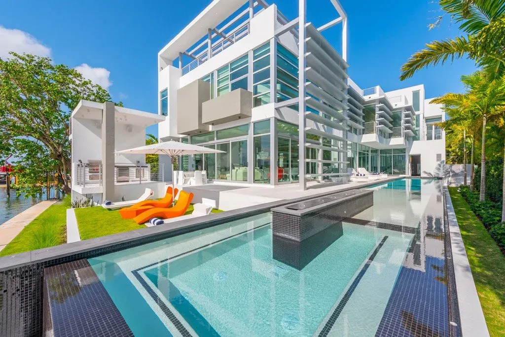Miami, FL